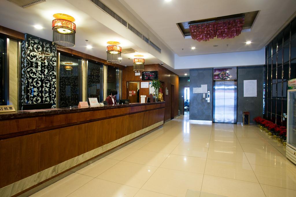 Jitai Hotel - People'S Square Branch Shanghai Exterior foto